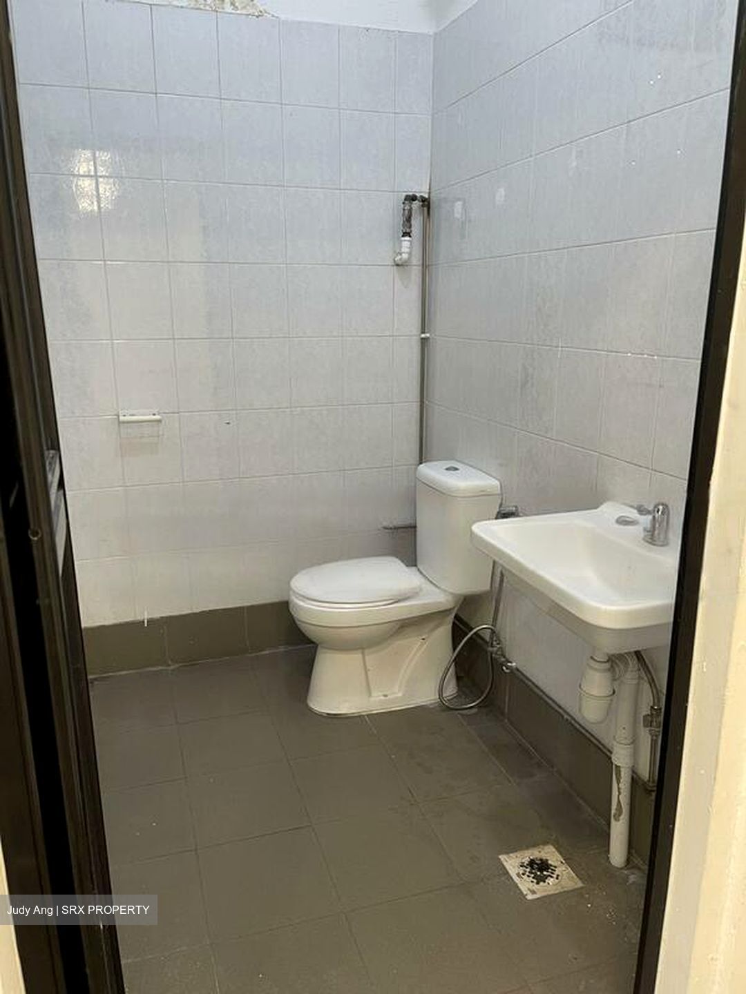 South Bridge Road (D1), Retail #485368651